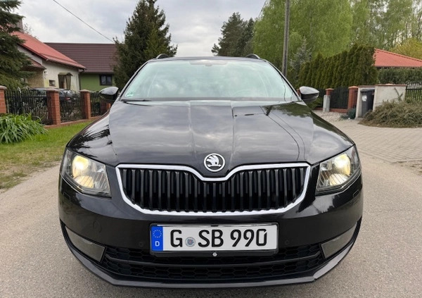 Skoda Octavia cena 35600 przebieg: 266874, rok produkcji 2013 z Śrem małe 352